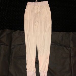 White jeggings